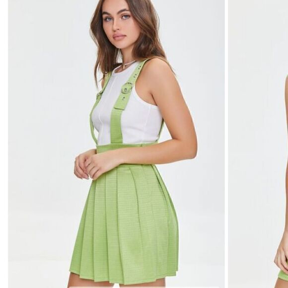 Adorable Forever 21 Checkered Suspender Skirt Size Small EUC - Picture 2 of 13